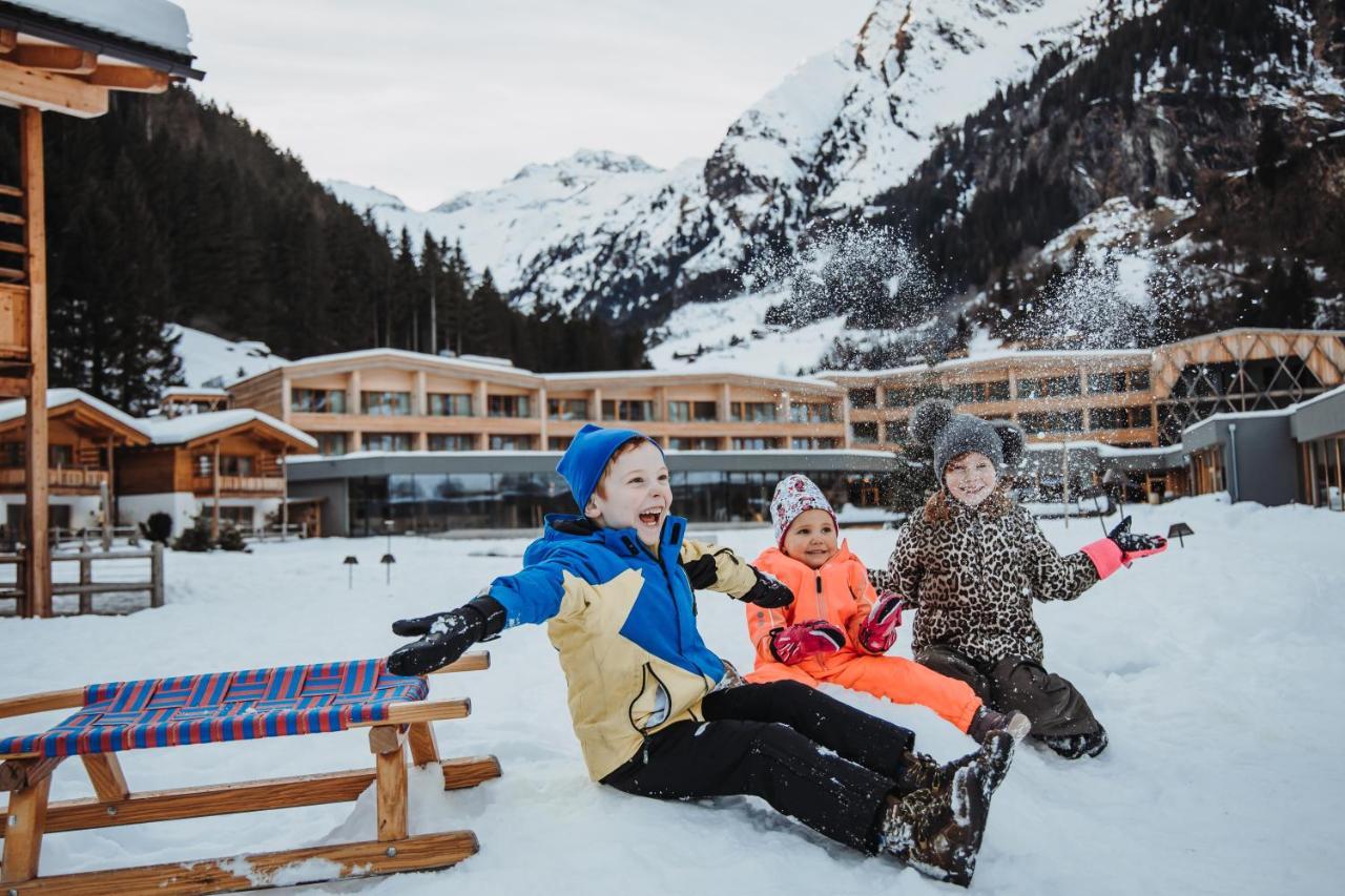 Feuerstein Nature Family Resort Colle Isarco Extérieur photo