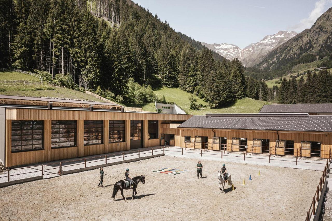 Feuerstein Nature Family Resort Colle Isarco Extérieur photo